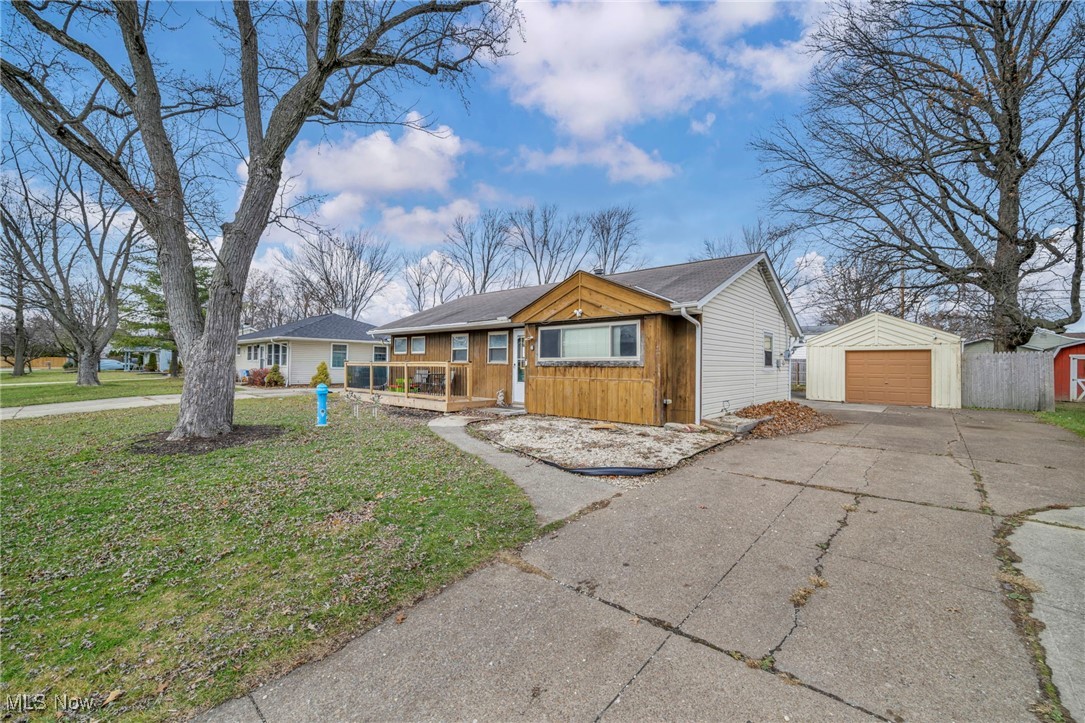 113 Coronado Court Elyria OH 44035
