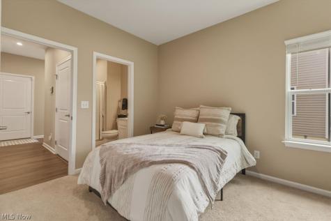 9887 Ethan Circle Olmsted Twp OH 44138