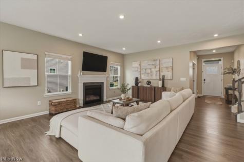 9887 Ethan Circle Olmsted Twp OH 44138