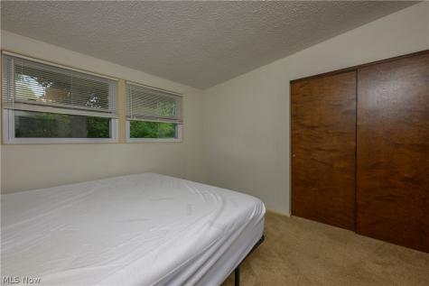 324 Lynn Circle NW Canton OH 44708