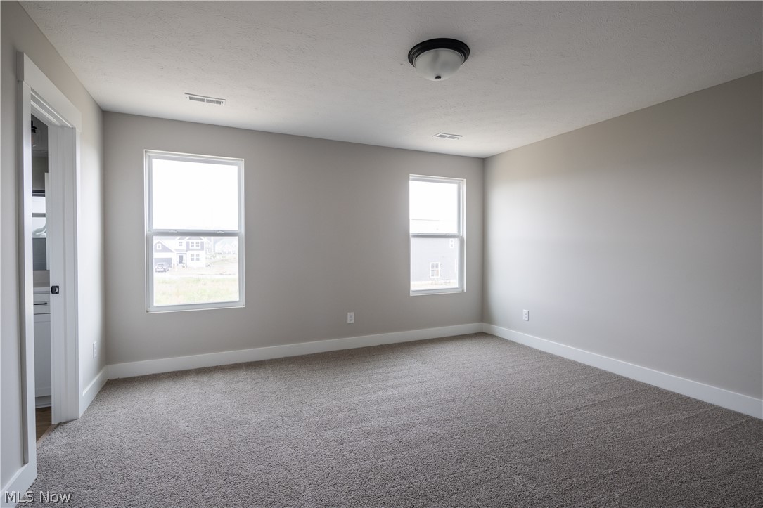 821 Colesbourne Circle Green OH 44685