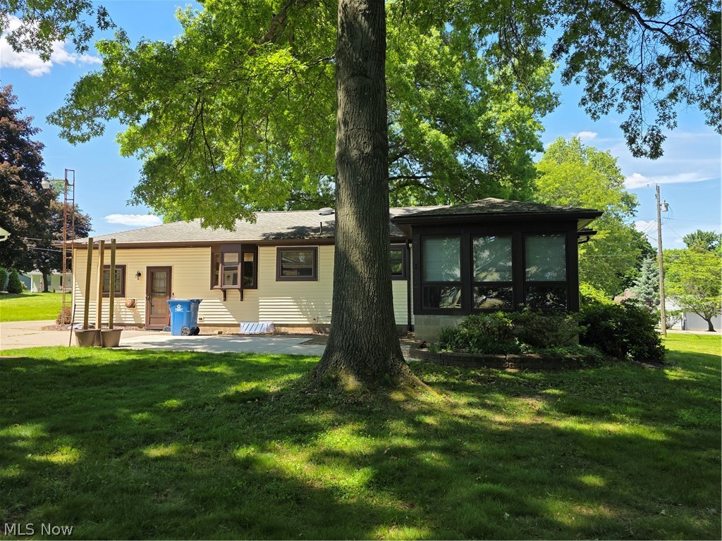 1515 E 11th Street Salem OH 44460