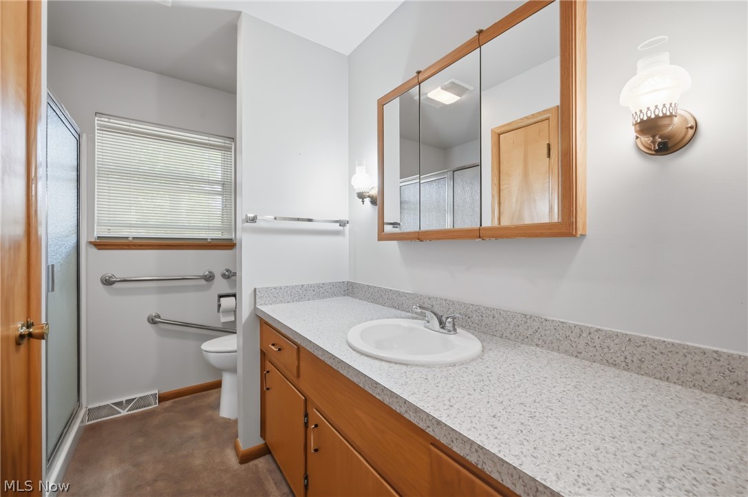 1515 E 11th Street Salem OH 44460