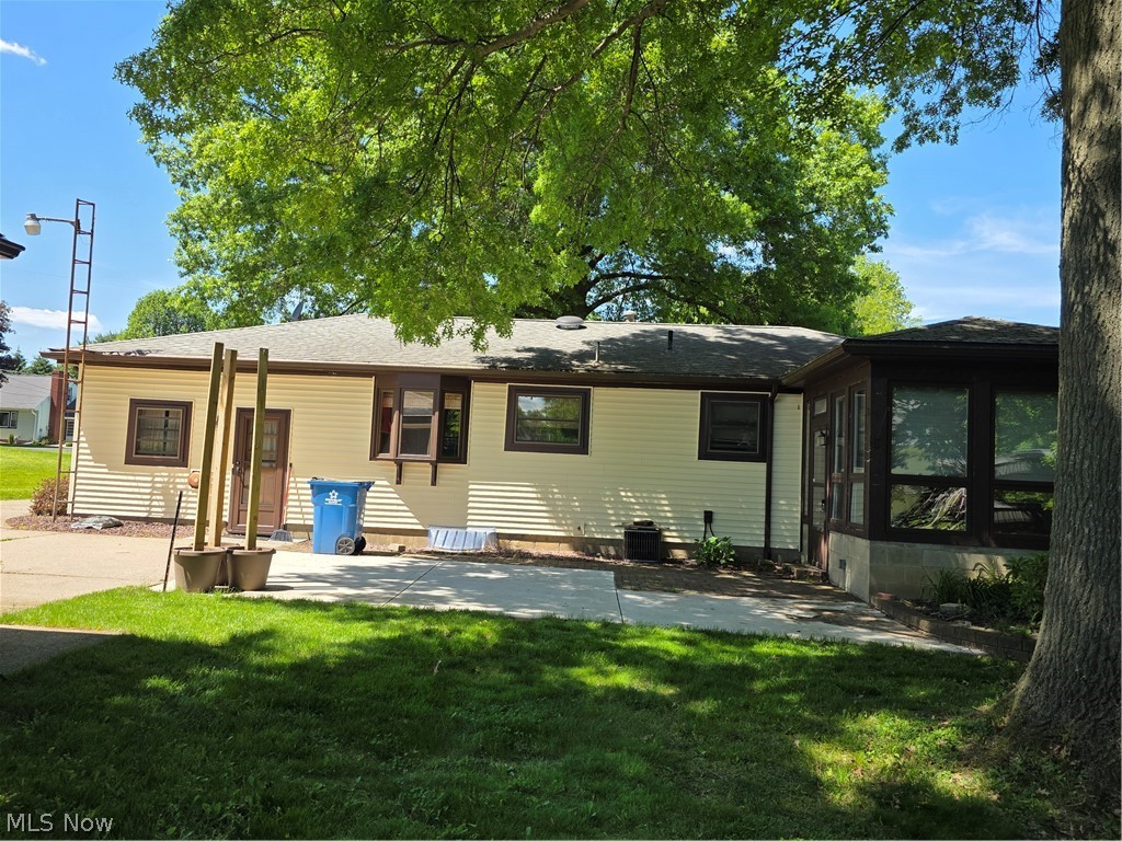 1515 E 11th Street Salem OH 44460