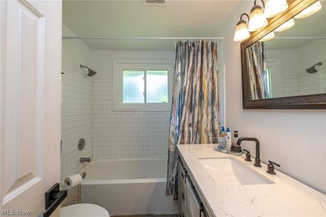 7711 King Memorial Road Mentor OH 44060