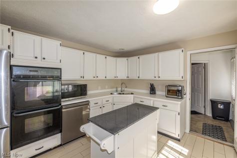 7711 King Memorial Road Mentor OH 44060