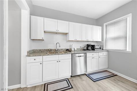 1314 W 110th Street Cleveland OH 44102