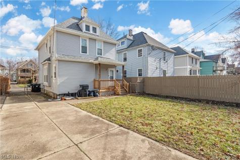 1314 W 110th Street Cleveland OH 44102