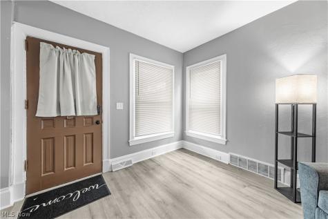 1314 W 110th Street Cleveland OH 44102