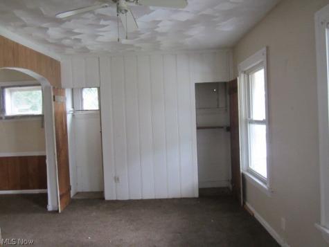 4207 E 146th Street Cleveland OH 44128