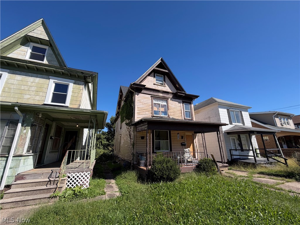1407 Oregon Avenue Steubenville OH 43952