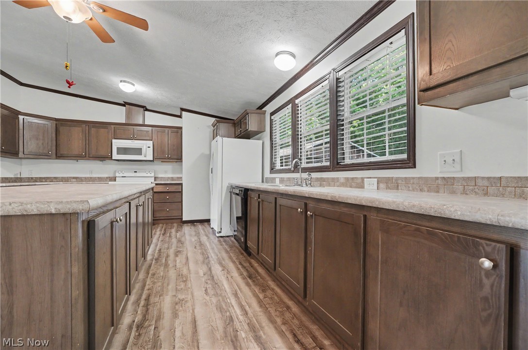3424 Painesville Warren Road Southington OH 44470