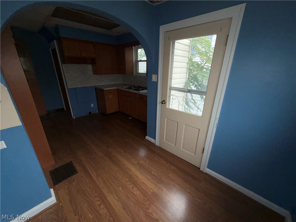 2406 Nicholas Place NW Canton OH 44708