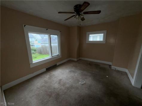 2406 Nicholas Place NW Canton OH 44708