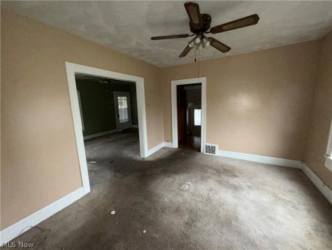 2406 Nicholas Place NW Canton OH 44708