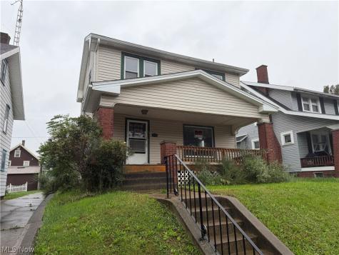 2406 Nicholas Place NW Canton OH 44708
