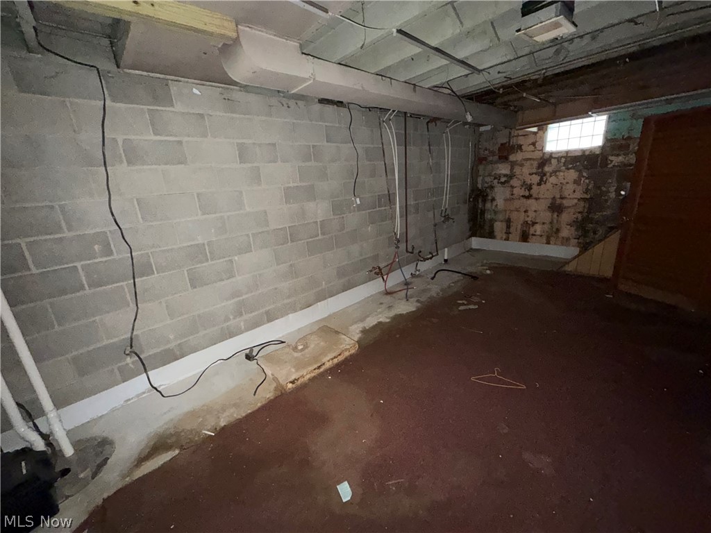 2406 Nicholas Place NW Canton OH 44708