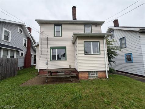 2406 Nicholas Place NW Canton OH 44708
