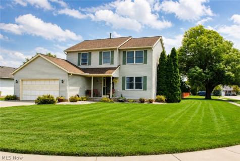 5887 Boxwood Drive Lorain OH 44053