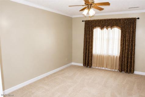 5887 Boxwood Drive Lorain OH 44053