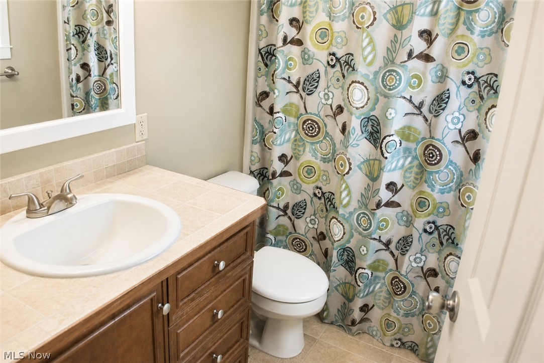 5887 Boxwood Drive Lorain OH 44053