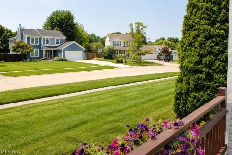 5887 Boxwood Drive Lorain OH 44053