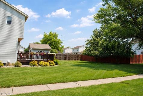 5887 Boxwood Drive Lorain OH 44053
