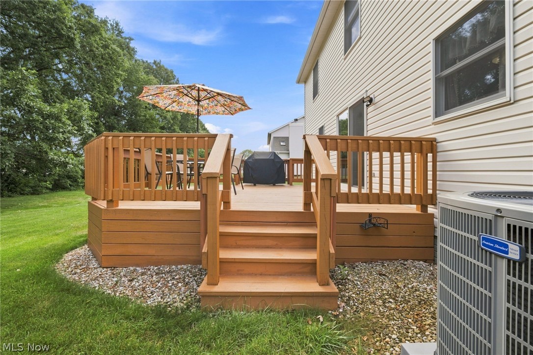 5303 Deercreek Court Sheffield OH 44054