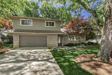 5504 Lansbury Lane Lyndhurst OH 44124