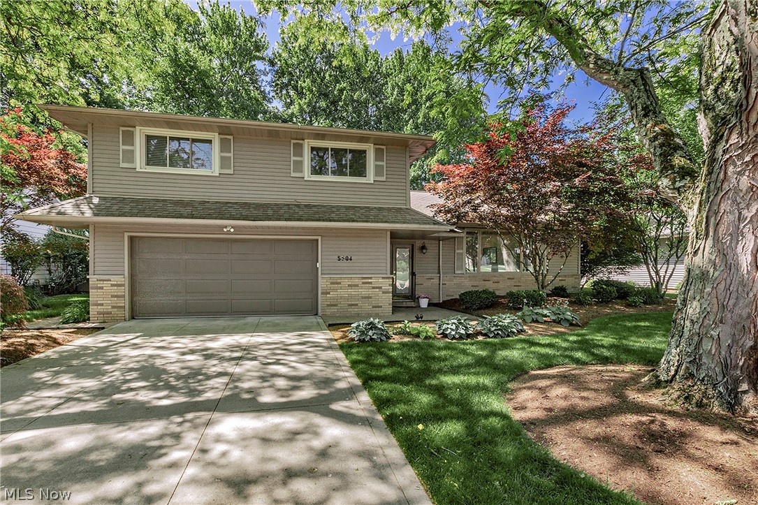 5504 Lansbury Lane Lyndhurst OH 44124