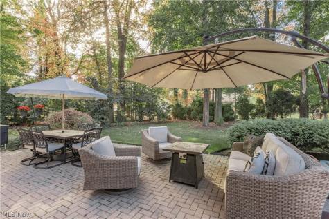 5504 Lansbury Lane Lyndhurst OH 44124