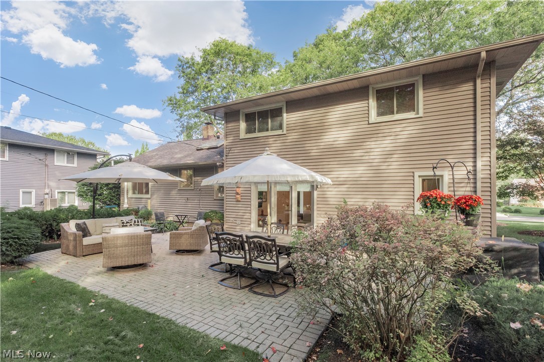 5504 Lansbury Lane Lyndhurst OH 44124