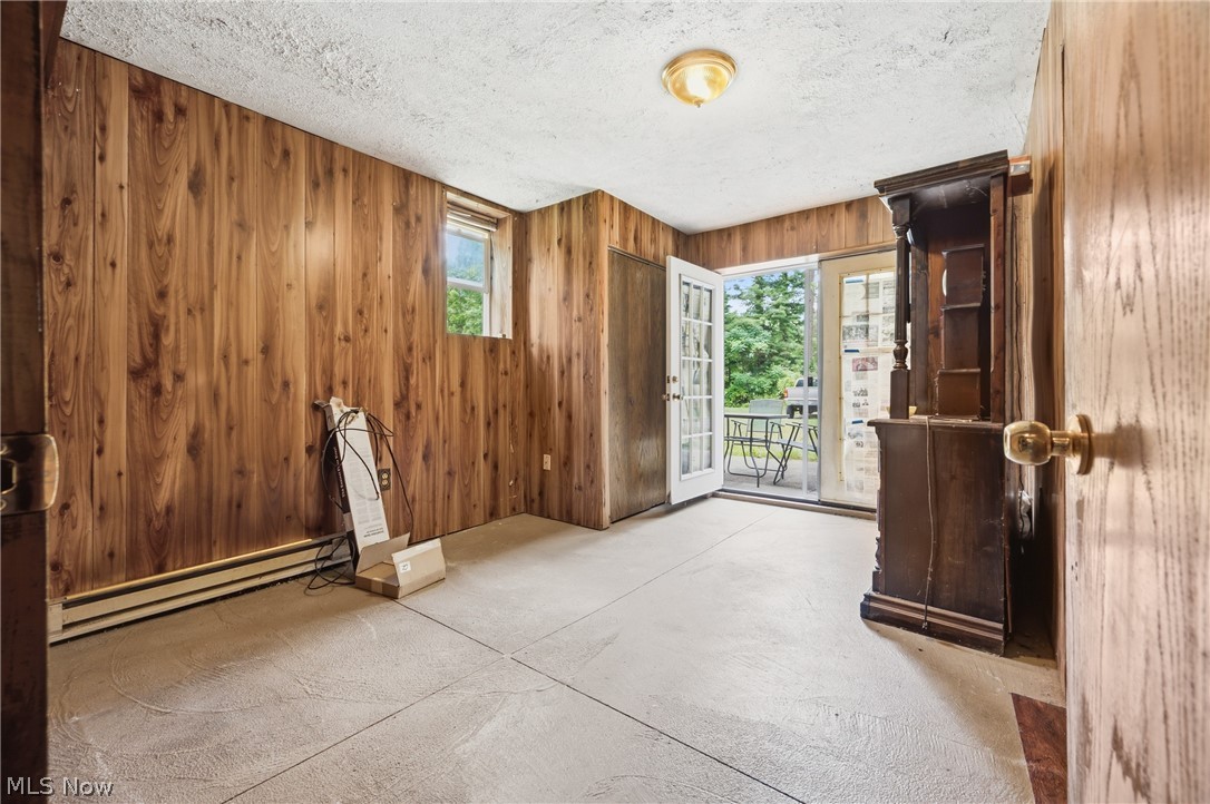 6251 Breezehill Road SW East Sparta OH 44626