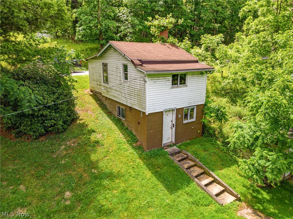 6251 Breezehill Road SW East Sparta OH 44626