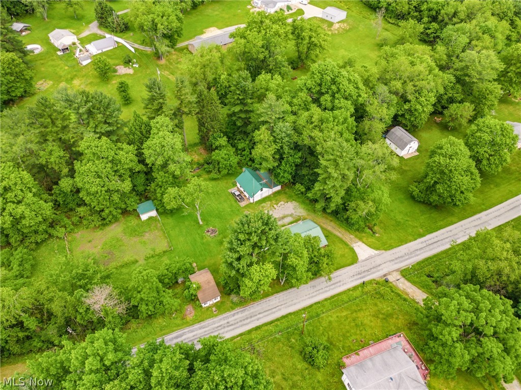 6251 Breezehill Road SW East Sparta OH 44626