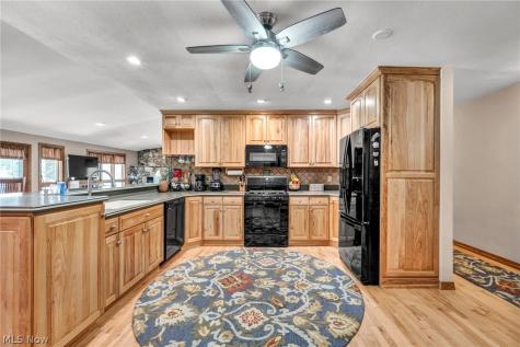17313 Bennett Road North Royalton OH 44133