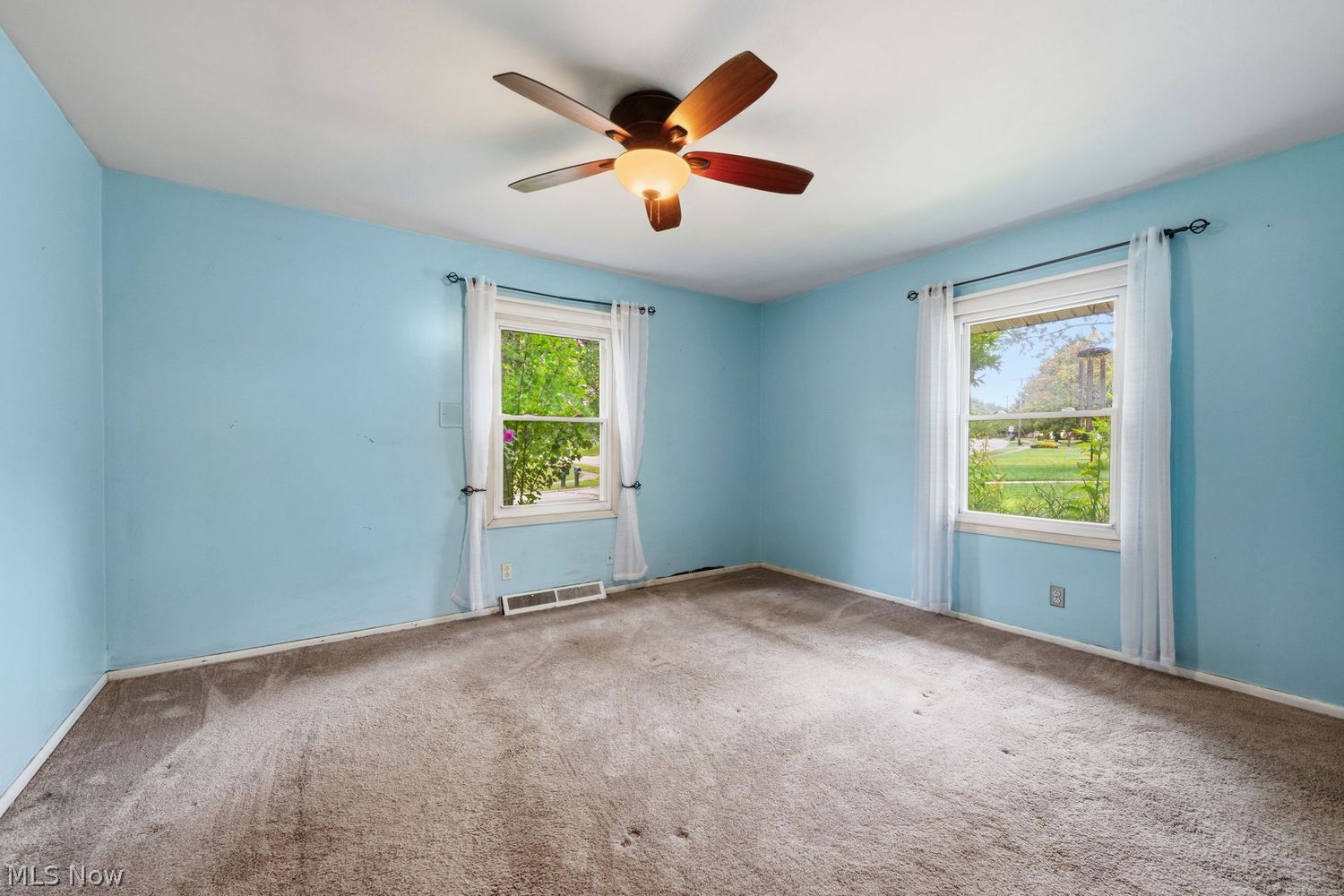 192 Greenbriar Drive Aurora OH 44202