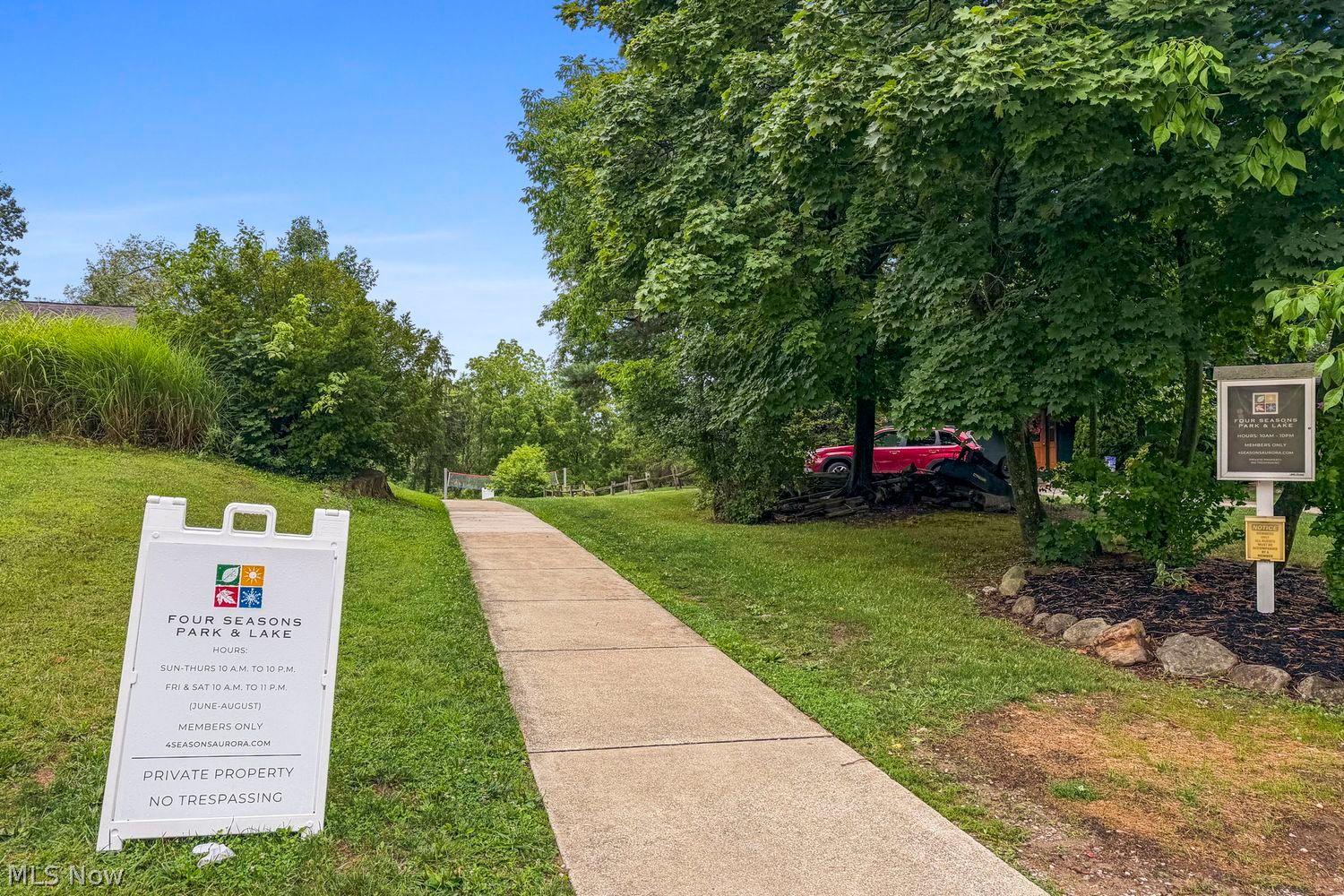 192 Greenbriar Drive Aurora OH 44202