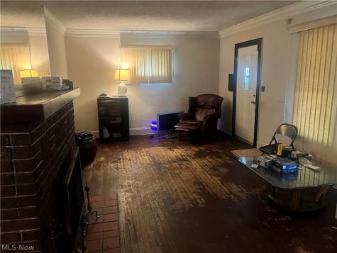987 E 129th Street Cleveland OH 44108