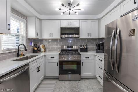 5120 Longton Road Lyndhurst OH 44124