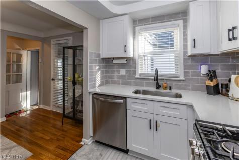 5120 Longton Road Lyndhurst OH 44124