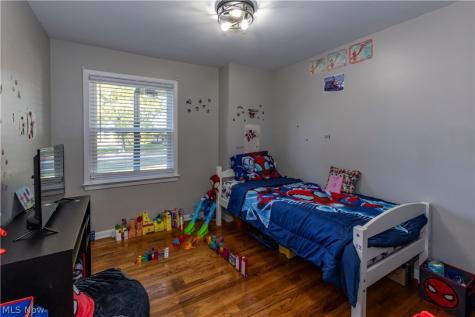 5120 Longton Road Lyndhurst OH 44124