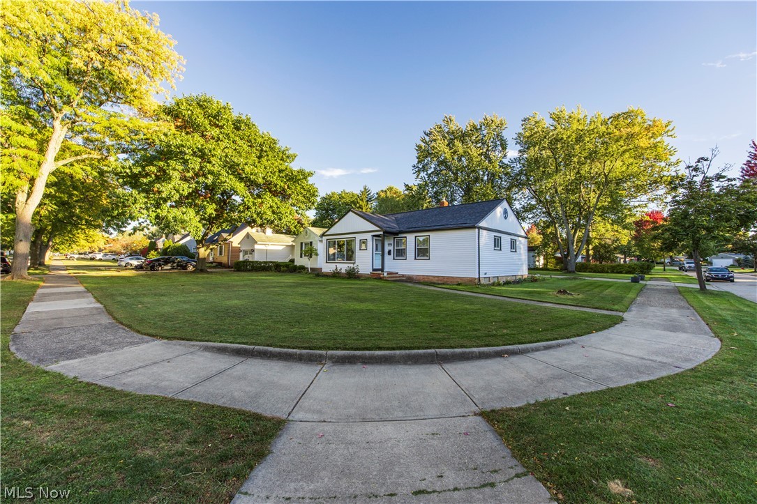 5120 Longton Road Lyndhurst OH 44124