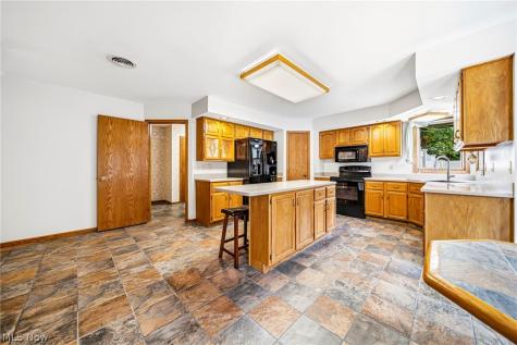 10160 Hobby Horse Lane Mentor OH 44060