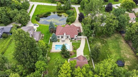 10160 Hobby Horse Lane Mentor OH 44060
