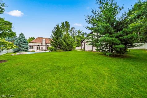 10160 Hobby Horse Lane Mentor OH 44060
