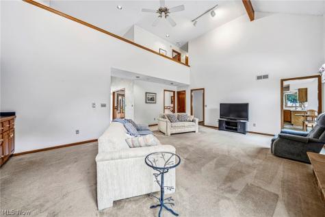 10160 Hobby Horse Lane Mentor OH 44060