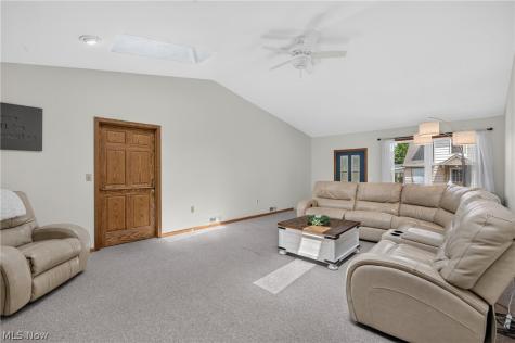 14390 N Cheshire Street Burton OH 44021