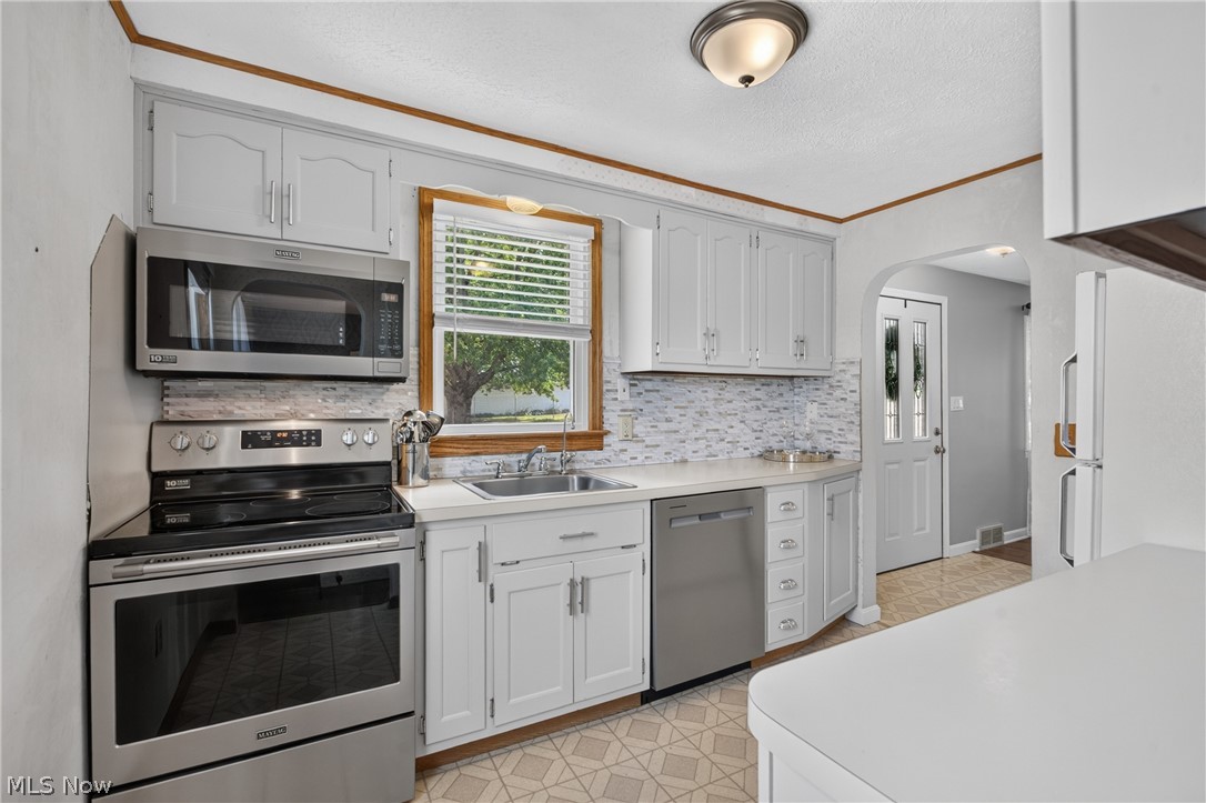 14390 N Cheshire Street Burton OH 44021