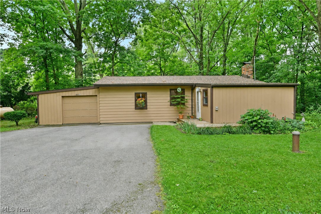 6011 State Route 46 D Drive Cortland OH 44410
